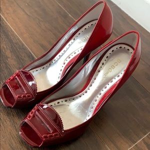 BCBG Ombrè Red Burgundy Peep Toe Heels